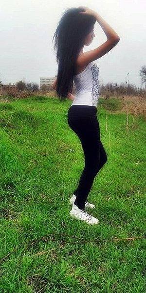 Meet Myla (20) | New York Adult Dating Profile