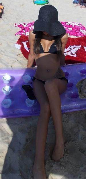 Selene, 29, profile image for Connecticut dating page