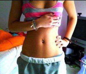 Photo of Regina (18), adult profile in Georgia