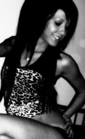 Meet Marilyn (18) from New York | No-Strings Adult Dating