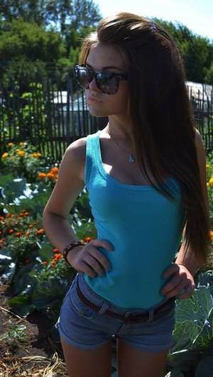 Adult dating profile photo of Isla (27) in Montana