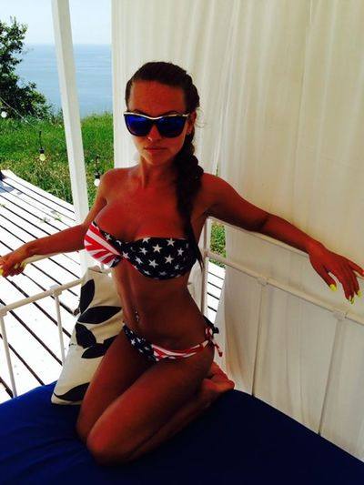 Clare (22) from California | Discreet Casual Encounters