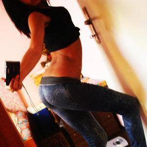 Ally, 23, Pennsylvania | Flirty Adult Profile for Older Men