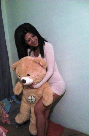 Summer (24) | California Adult Dating and Private Meetups