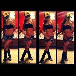 Photo of Brittany (18), adult profile in Pennsylvania