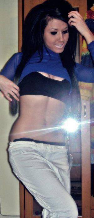 Meet Carolina (23) from Minnesota | Local Dating Profile
