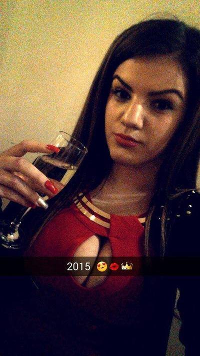 Meet Yoselin (25) from Florida | Local Dating Profile