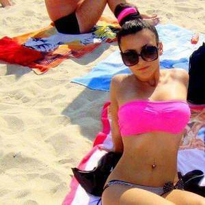 Local profile photo of Leah, 20, in Yuma, AZ