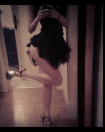 Meet Gisselle (19) from Ontario | Local Dating Profile