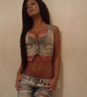 Chat with Carli (28) | New Mexico Local Women