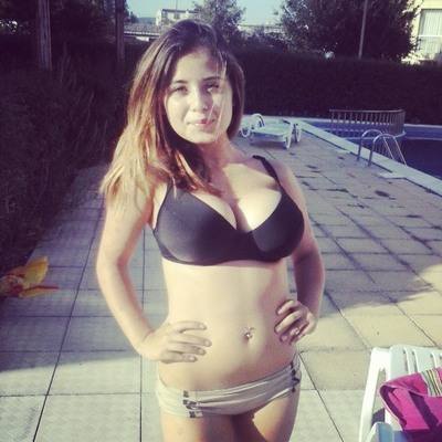 Meet Tori (19) from Hawaii | Local Dating Profile