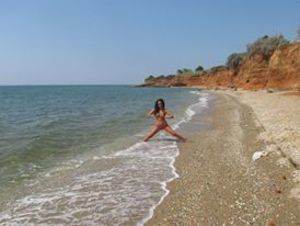 Adult dating profile photo of Claire (24) in Columbia City, IN