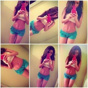 Chat with Giovanna (26) | Texas Local Women