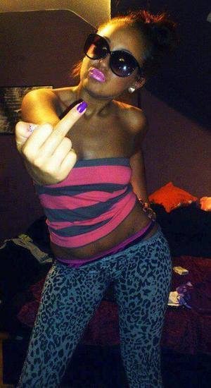 Meet Devon (24) from Illinois | Local Dating Profile