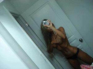 Profile photo of Rosa, age 19, from Florida