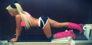 Shirley, 18, Minnesota | Nearby Adult Singles