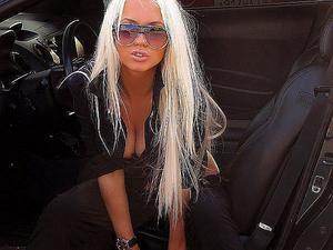 Dating profile image of Dominique, age 18, Tigard, OR