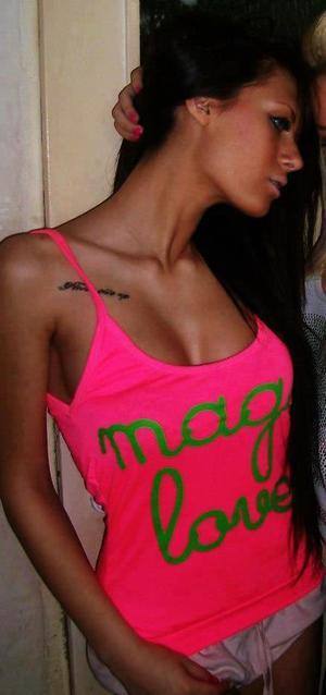 Avery (28) in California | Local Adult Woman