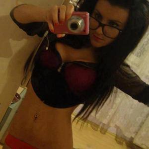 Larissa (20) in Texas | Local Adult Woman