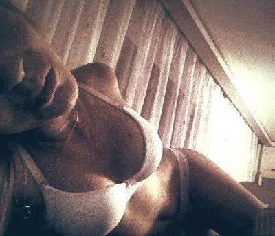 Adriana (28) in Ontario | Local Adult Woman