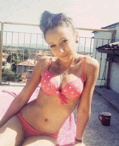 Meet Grace (22) from Ontario | Local Dating Profile