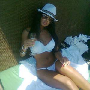 Leila (26) in California | Local Adult Woman