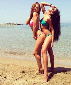 Chat with Darlene (28) | British Colombia Local Women