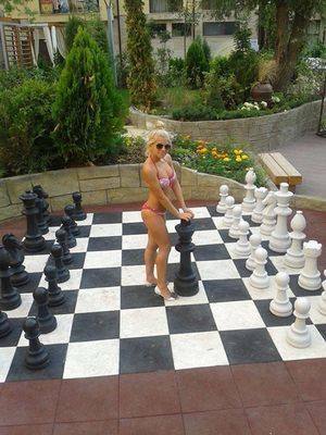 Chat with Caitlyn (27) | Minnesota Local Women