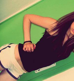 Chat with Jenna (25) | Texas Local Women