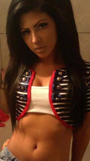 Latasha (29) in British Colombia | Local Adult Woman