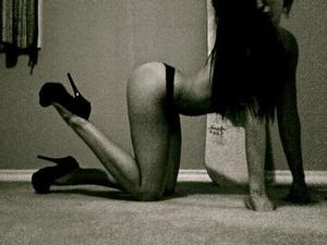 Meet local singles like Scarlett from Oregon who want to fuck tonight
