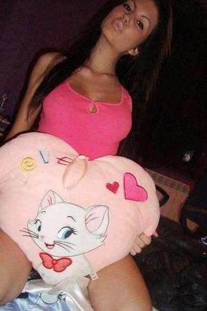 Meet local singles like Lindsey from New York who want to fuck tonight