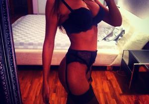 Alyson from Washington is the best local fuck buddy you can ever find