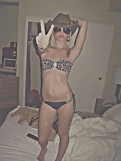 Kanesha from Washington is looking for adult webcam chat