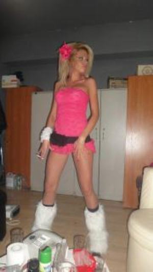 Georgette from Mcminnville, Tennessee is looking for adult webcam chat