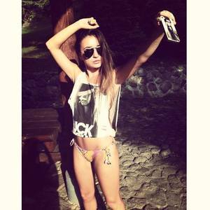 Kayla is a cheater looking for a guy like you!