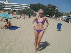 Looking for girls down to fuck? Lori from California is your girl
