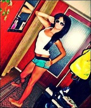 Lucy from Wisconsin is looking for adult webcam chat