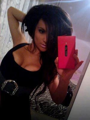 Katherine from Wisconsin is interested in nsa sex with a nice, young man