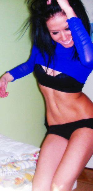 Noelle from California is DTF, are you?