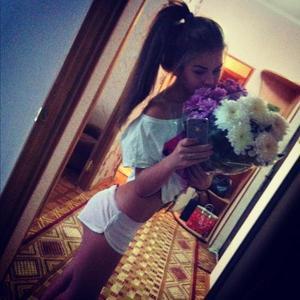 Violet from Florida is interested in nsa sex with a nice, young man