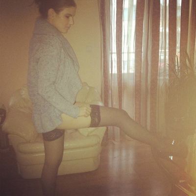 Escorts like Simone are down to fuck you now!