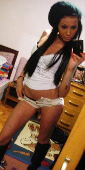 Margaret from Rhode Island is interested in nsa sex with a nice, young man