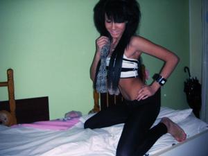 Mary from Illinois is interested in nsa sex with a nice, young man