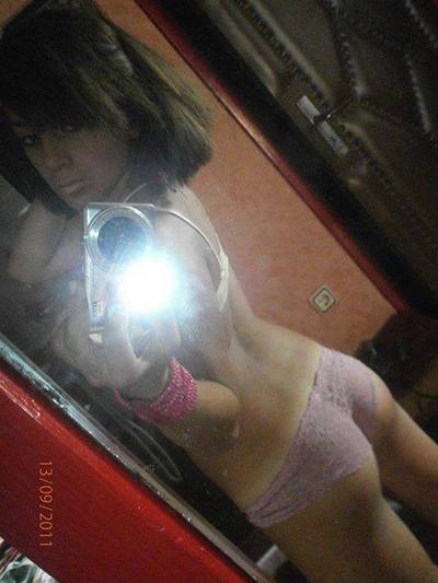 Meet local singles like Amy from Nova Scotia who want to fuck tonight