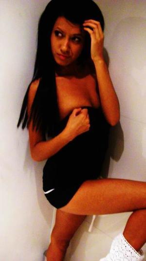 Emilia is a cheater looking for a guy like you!