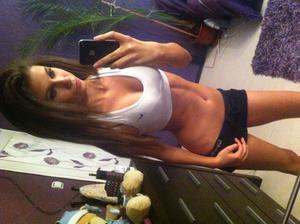Cherie from  is looking for adult webcam chat