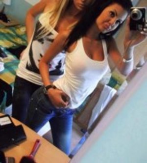 Finding a fuck buddy like Valery from Indiana has never been easier