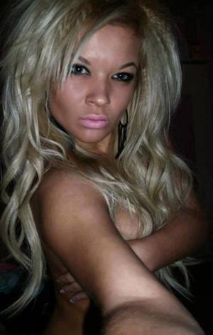 Lilliana from Shawnee, Kansas is looking for adult webcam chat