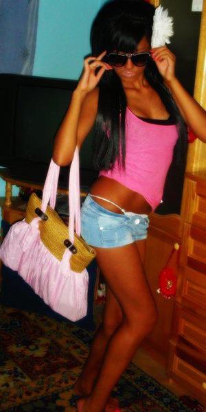 Aniya from Wisconsin is interested in nsa sex with a nice, young man